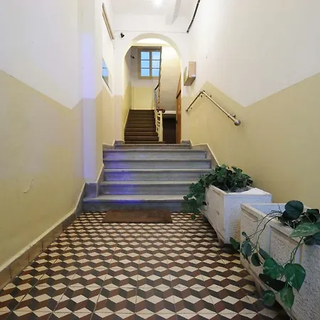 F & B Collection - Lux & Artdeco Apartment