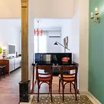 F & B Collection - Lux & Artdeco Apartment *